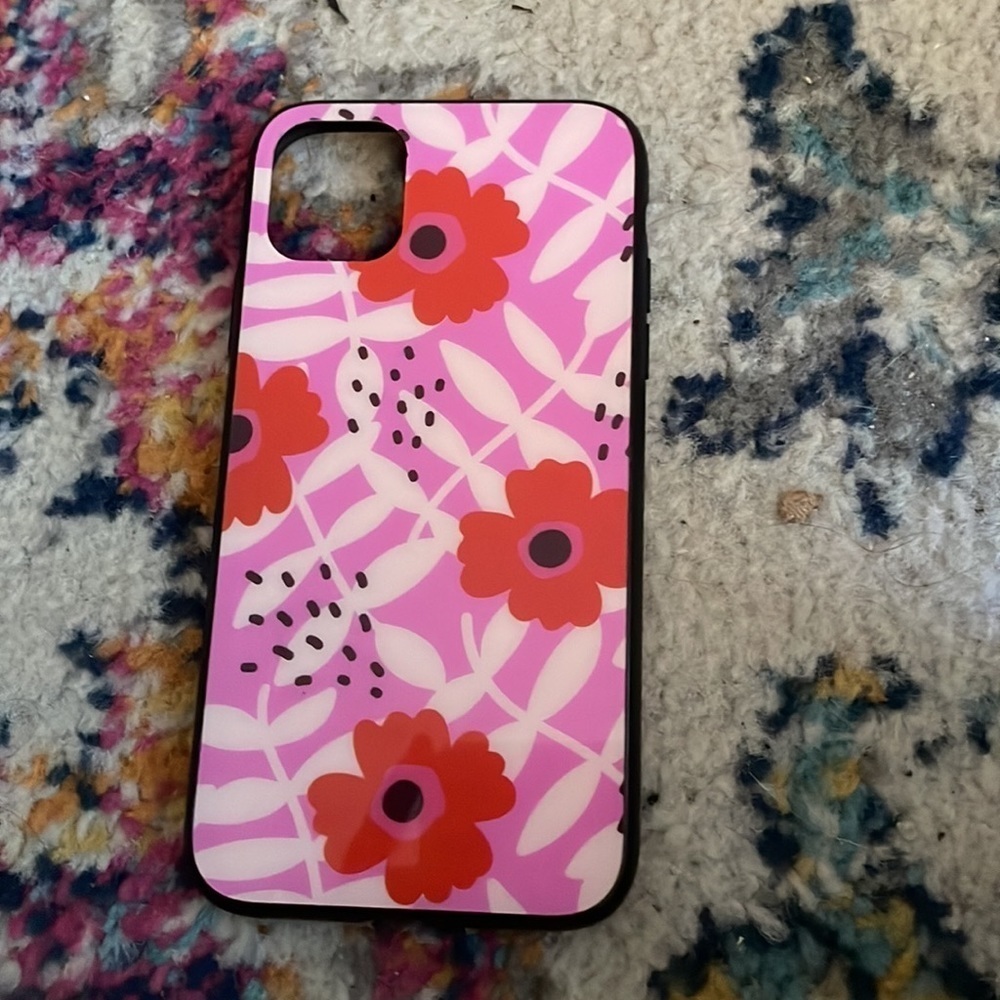 Phone cases - Picture 6 of 11